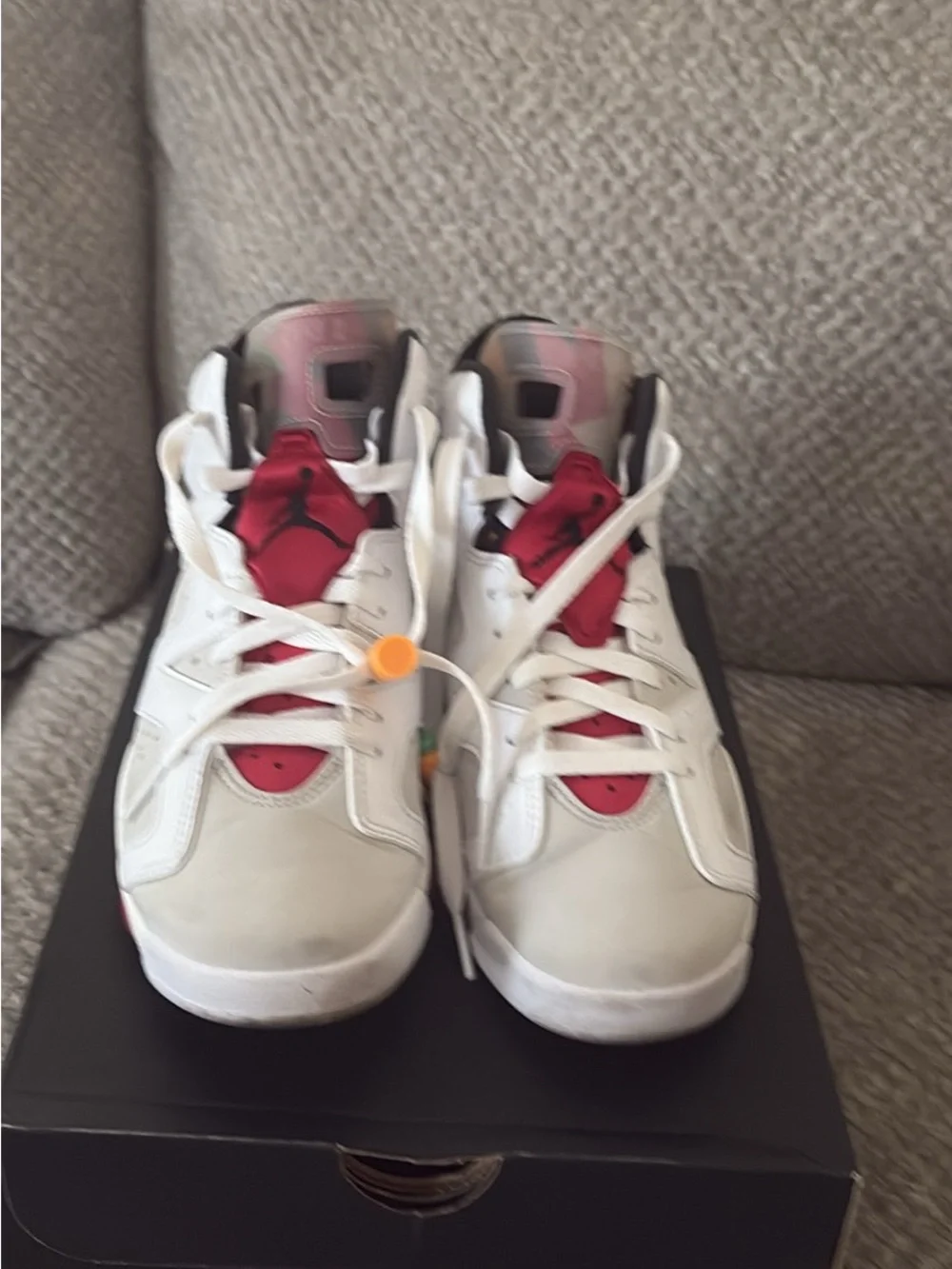 Jordan Kids Sneakers - Grey / Black / White Jordan 6 Retro Hare